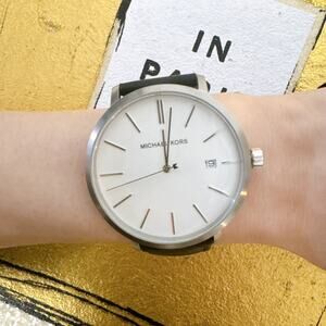 Michael Kors MK8674 Blake Silver-Tone and Leather Watch
